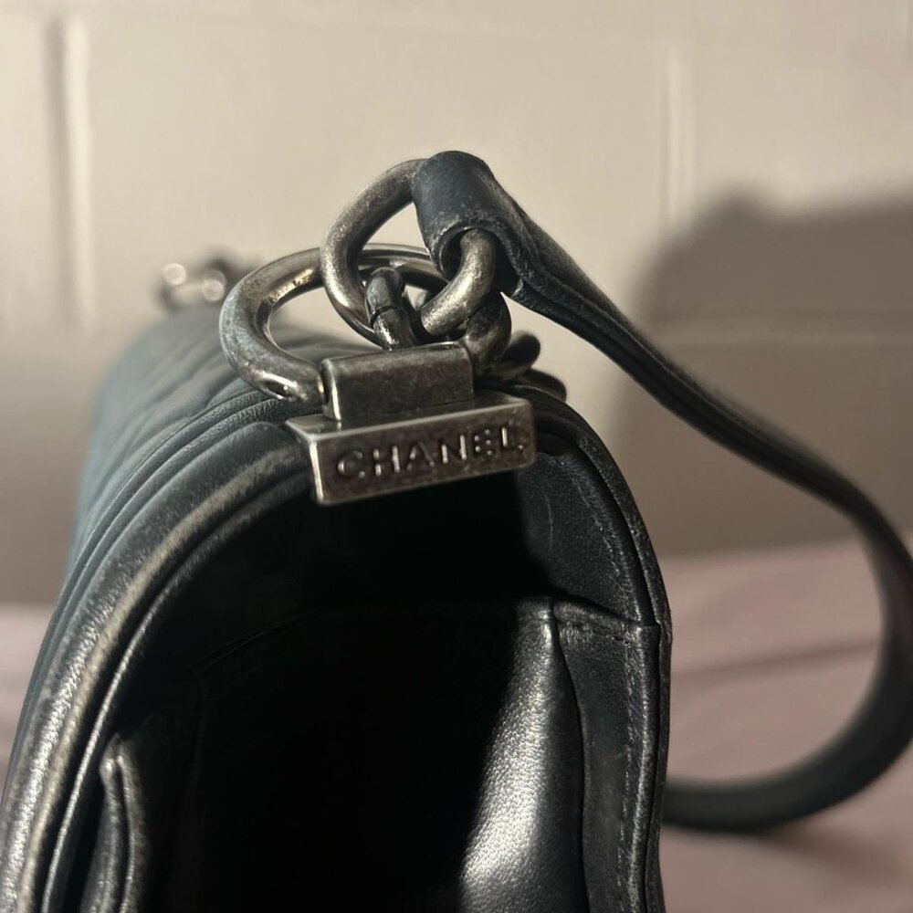 Black Chanel Boy Bag - Picture 5 of 9