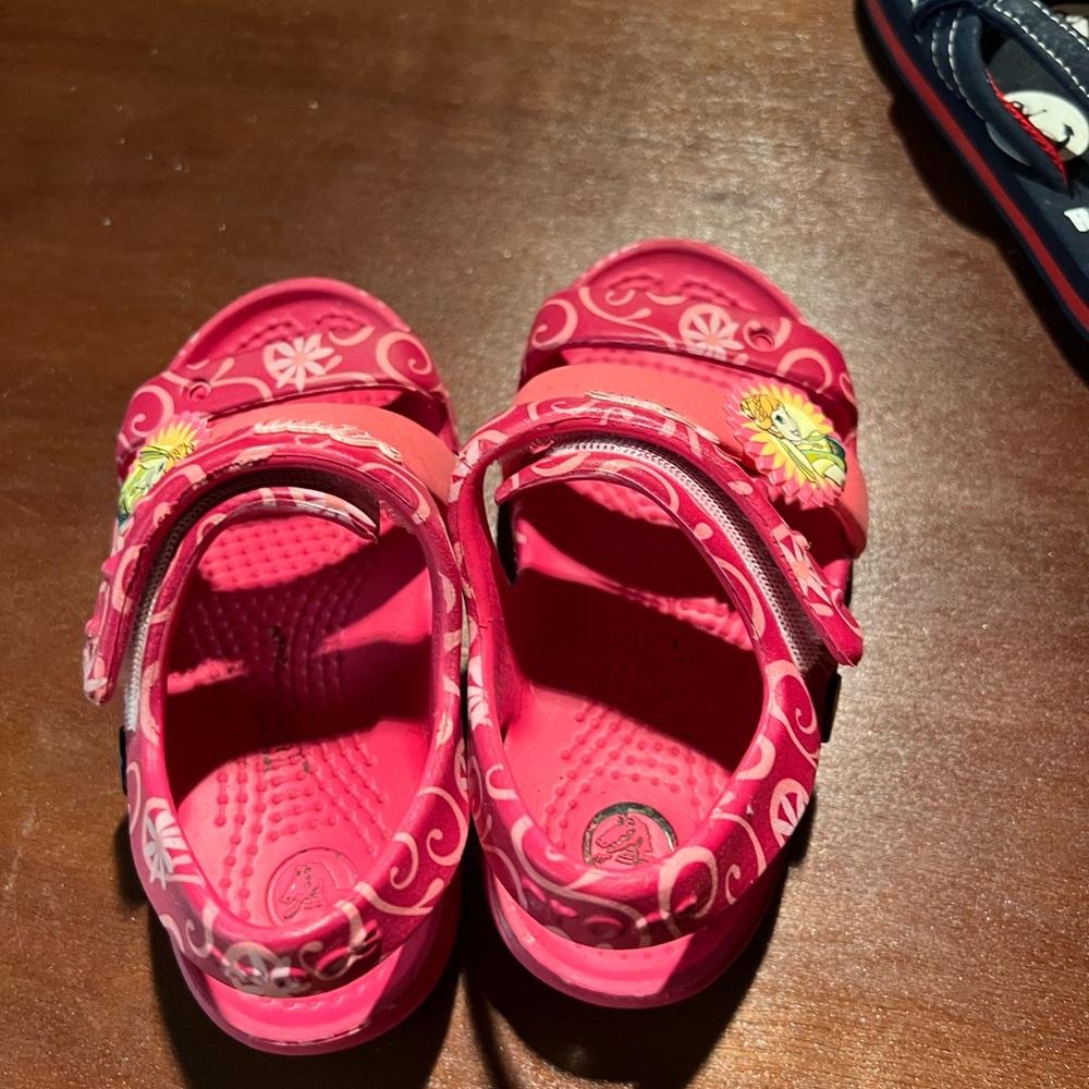 Frozen Anna Crocs child size 8/toddler - Picture 3 of 4