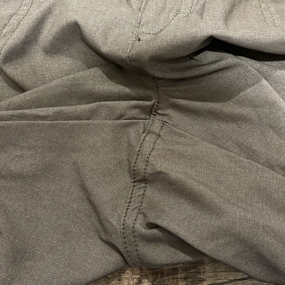 Athleta - Dipper Hiking Pants - Size 10 Tall - Grey - Zipper/Pockets - EUC!! - Picture 5 of 9