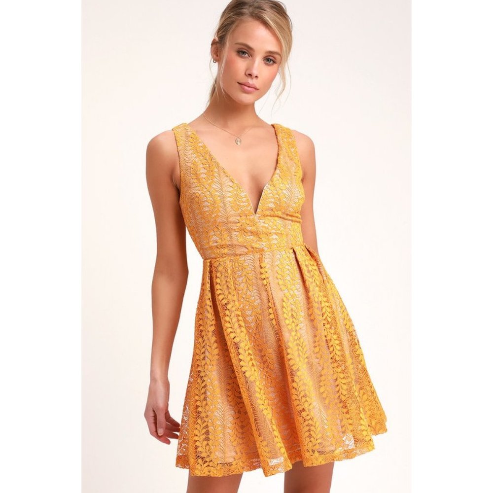 LULUS ALL OF MY HEART MUSTARD YELLOW LACE SLEEVELESS SKATER DRESS XS NWT FAIRY