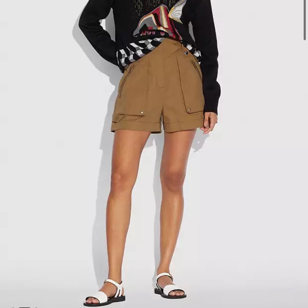 NWT Coach Pocket Short - Picture 3 of 4