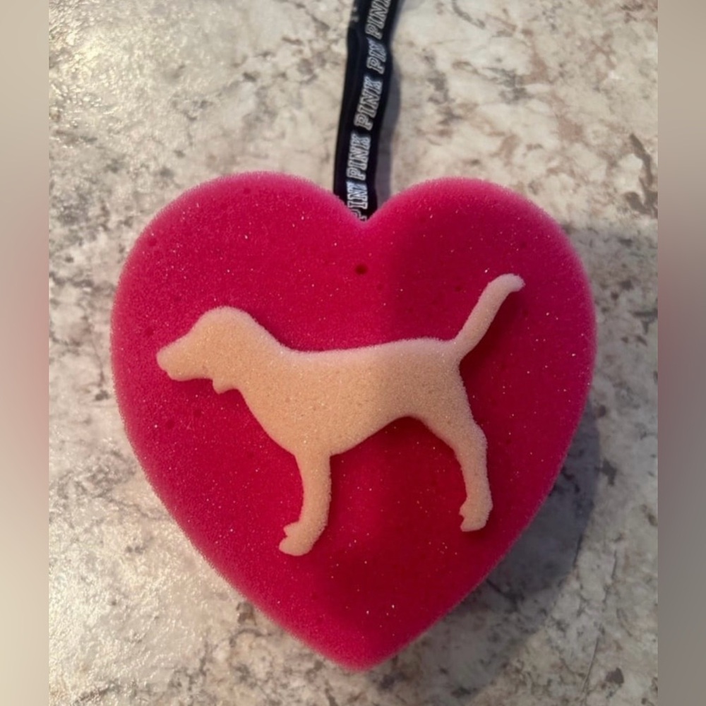 Victoria’s Secret PINK Sponge Heart Dog - Picture 2 of 6