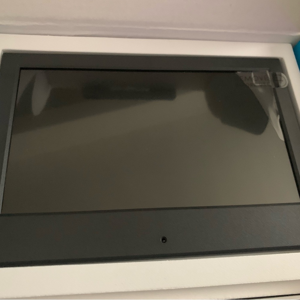 BSIMB S01 7” Slim Digital Photo Frame-Wi Fi-Remote - Picture 4 of 4