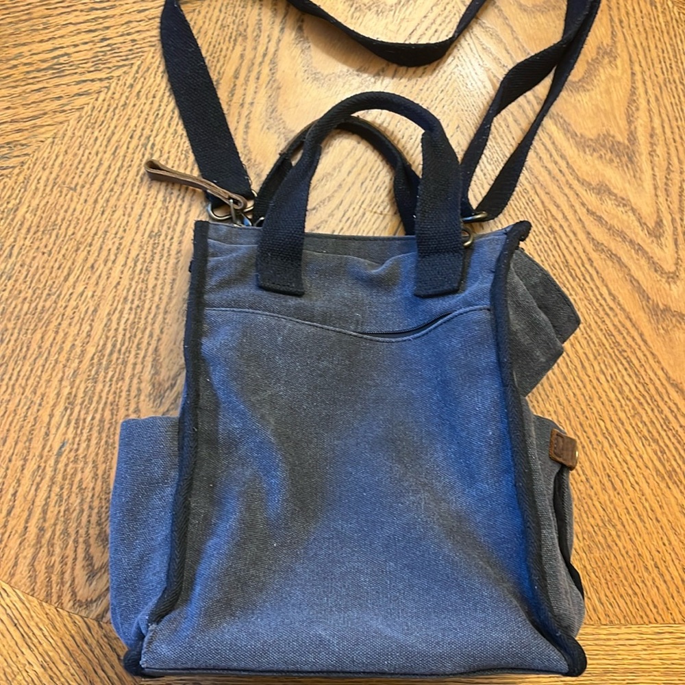 Commuter on the go grey Insulated Lunch Bag with zipper and drink holder pouch