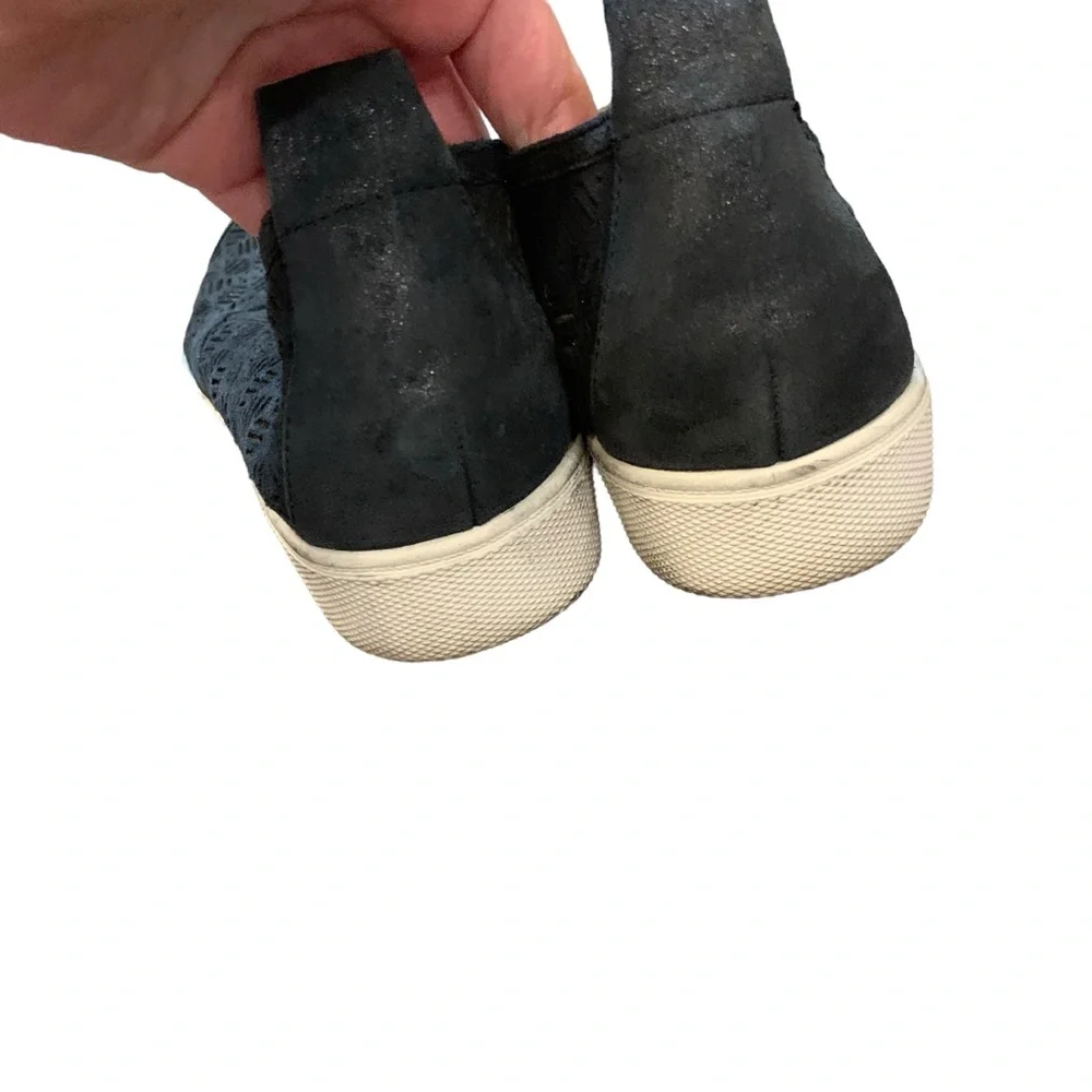 Karl Lagerfeld black laser cut loafers - Picture 7 of 9