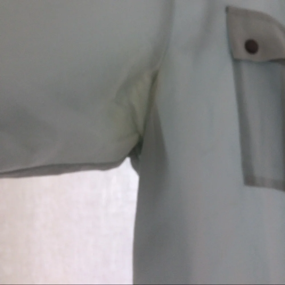 Nice Beautiful light blue blouse! - Picture 6 of 8