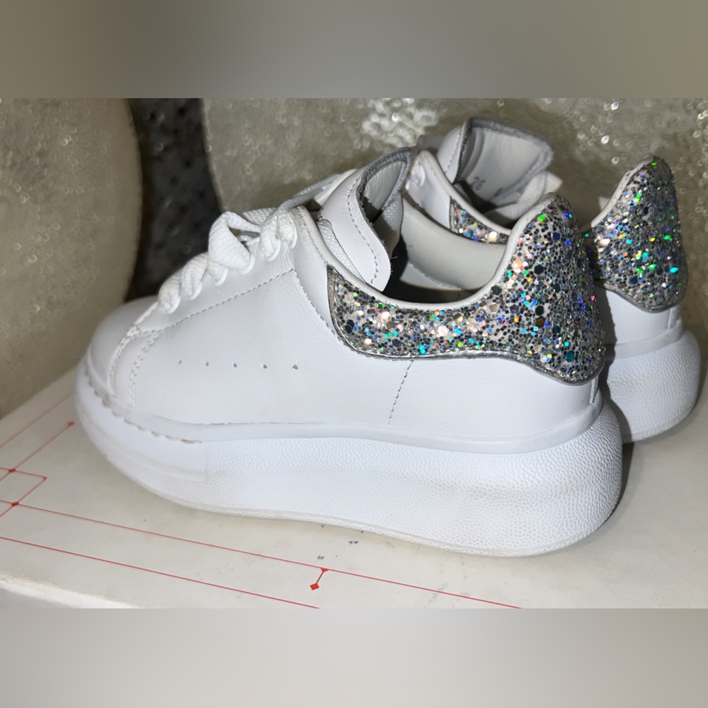 Alexander Mcqueen