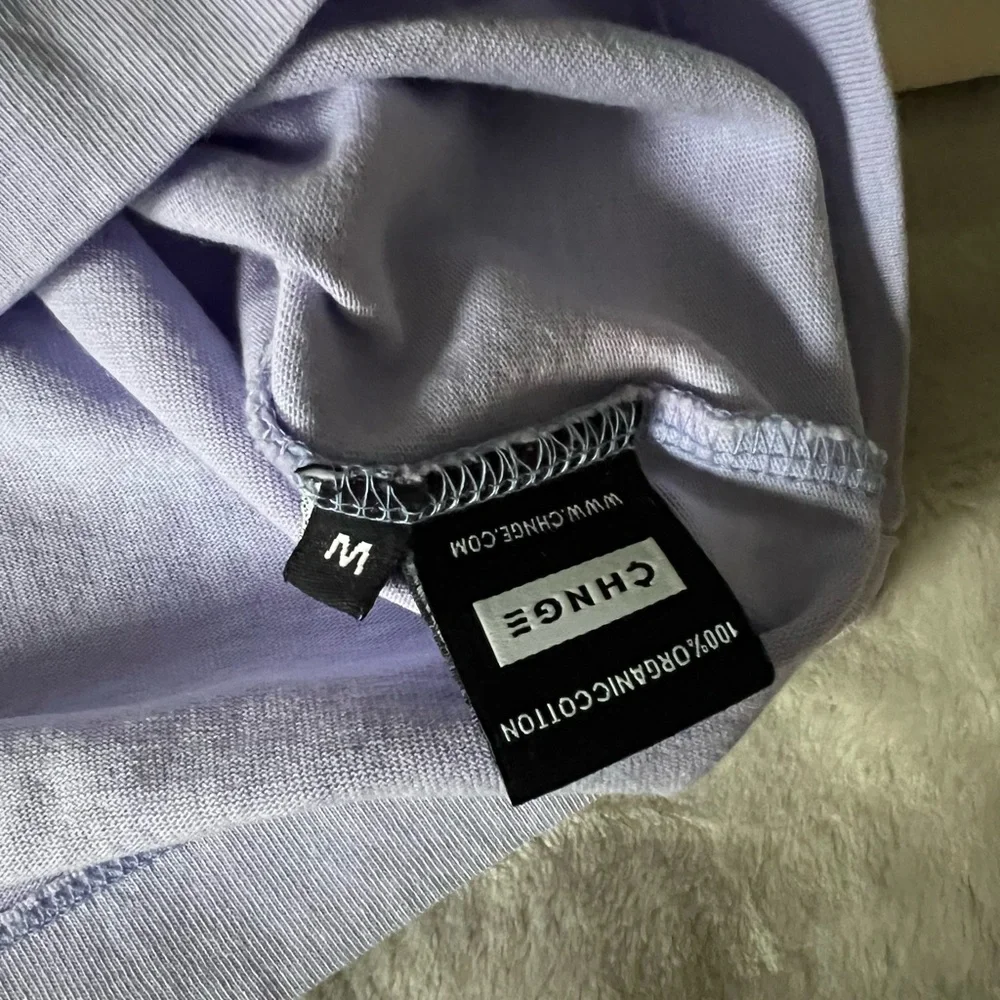 CHNGE Discontinued Style Cropped Tee - Picture 5 of 7