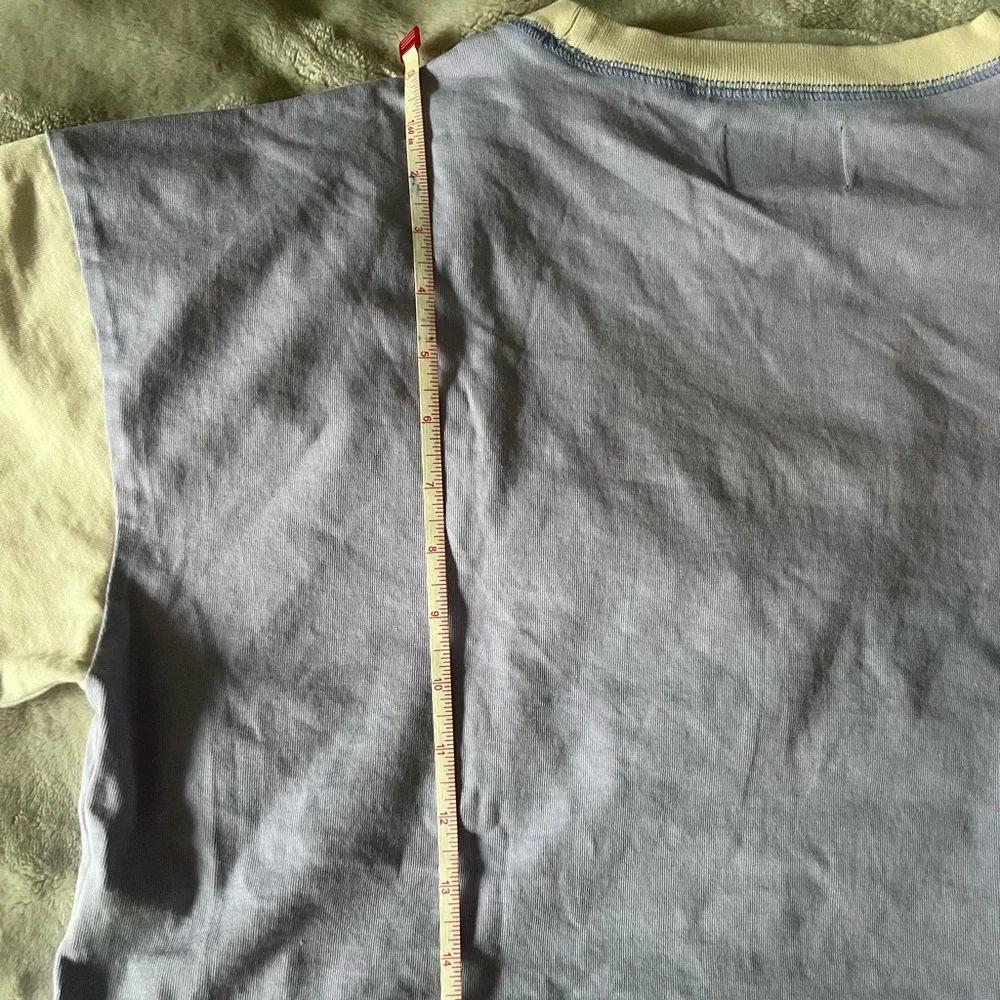 CHNGE Discontinued Style Cropped Tee - Picture 6 of 7
