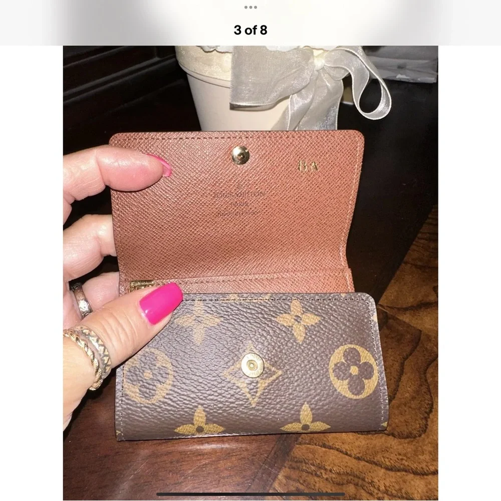 Louis Vuitton key case - Picture 2 of 7