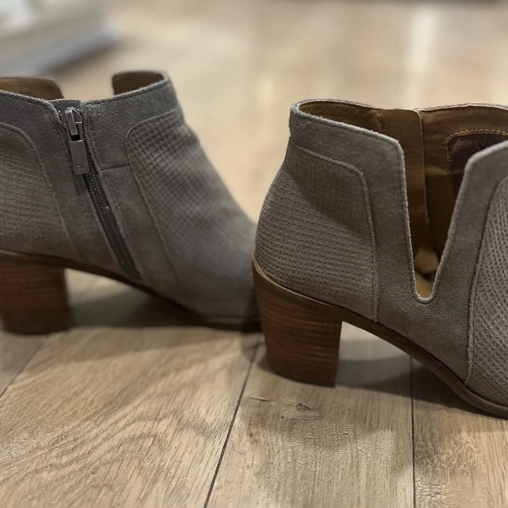 Lucky Brand Booties - Picture 6 of 7
