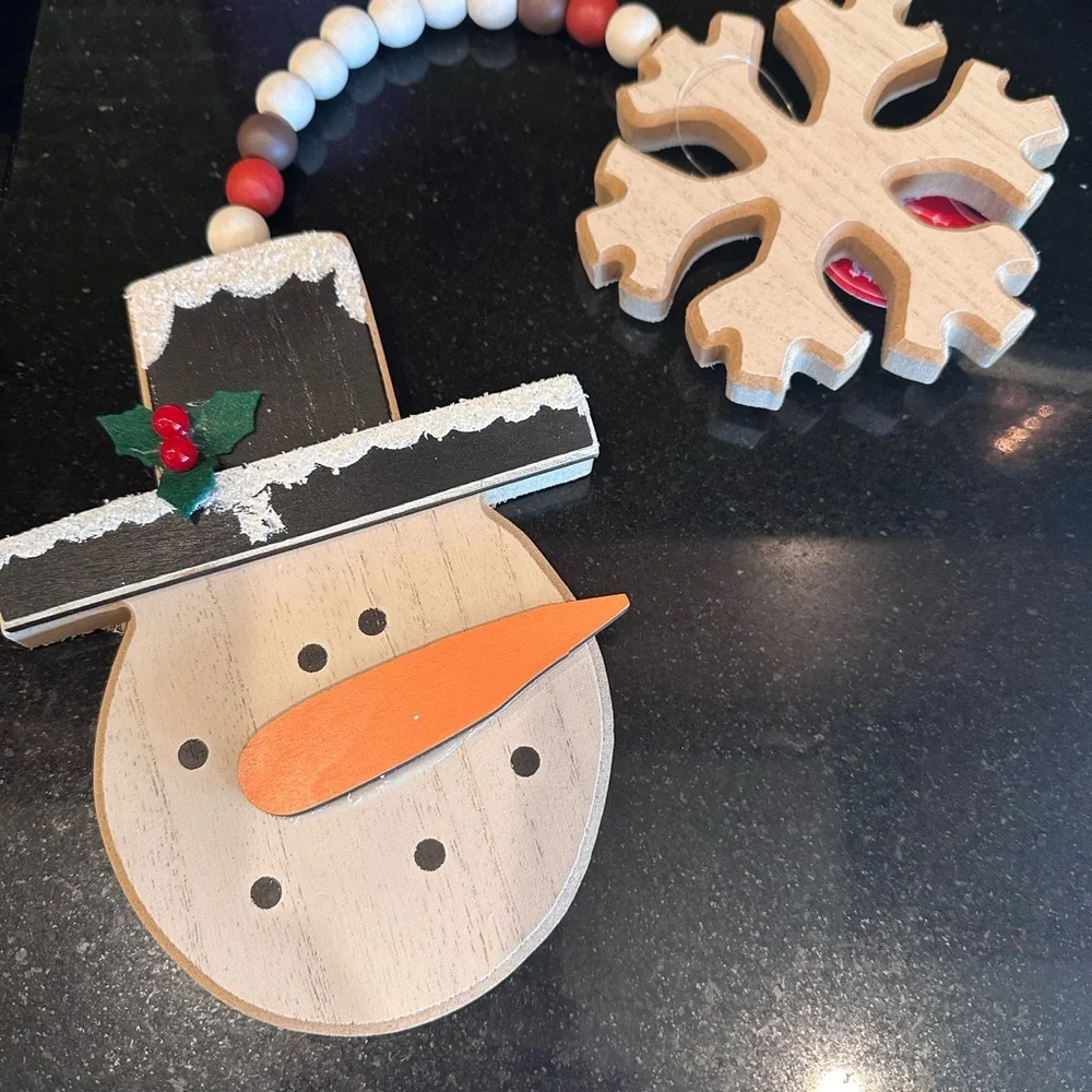 Snowman and snowflake Christmas decoration - Picture 3 of 8