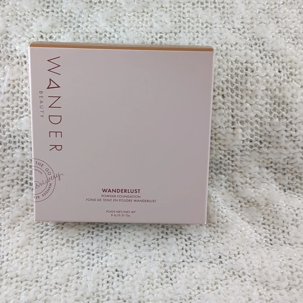 Wander Beauty Wanderlust Powder Foundation in Golden Rich, 9g/0.31oz - Picture 6 of 12