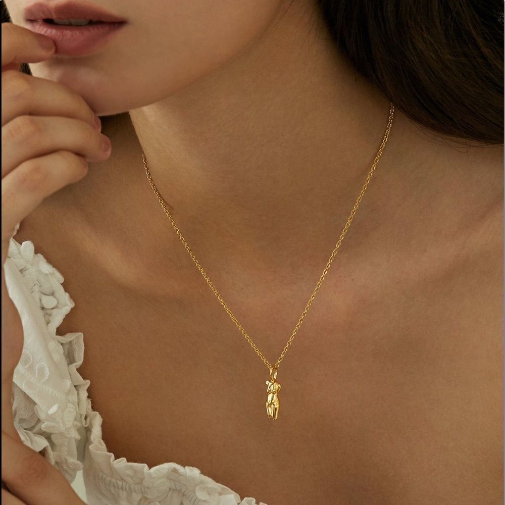 NEW 18k Gold Female Silhouette Necklace - Picture 4 of 10