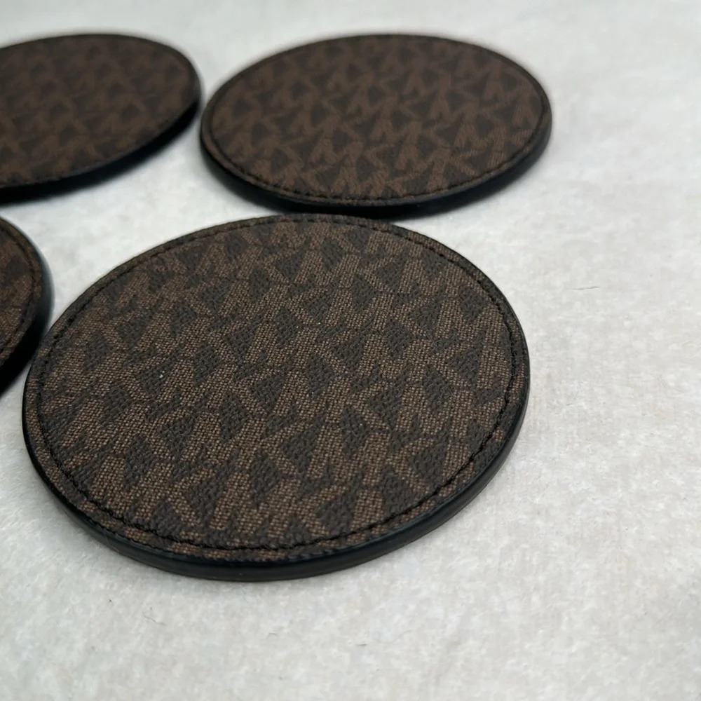 MICHAEL KORS NEW BROWN BLACK MONOGRAM SET OF 4 COASTERS WITH HOLDER - Picture 5 of 5