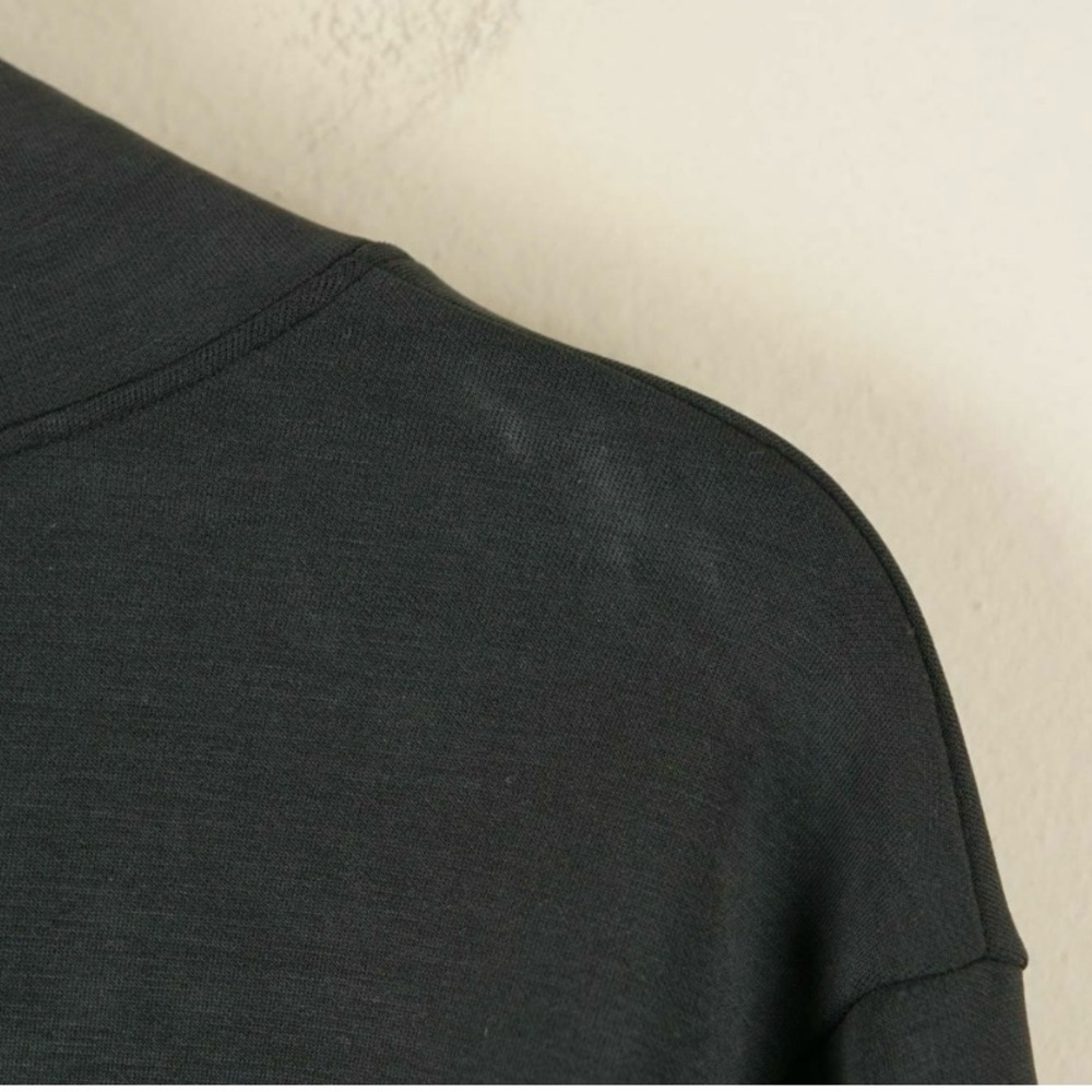 NUX Sleek Sweat Mock Neck Cutout Long Sleeve Crop Top - Picture 3 of 5