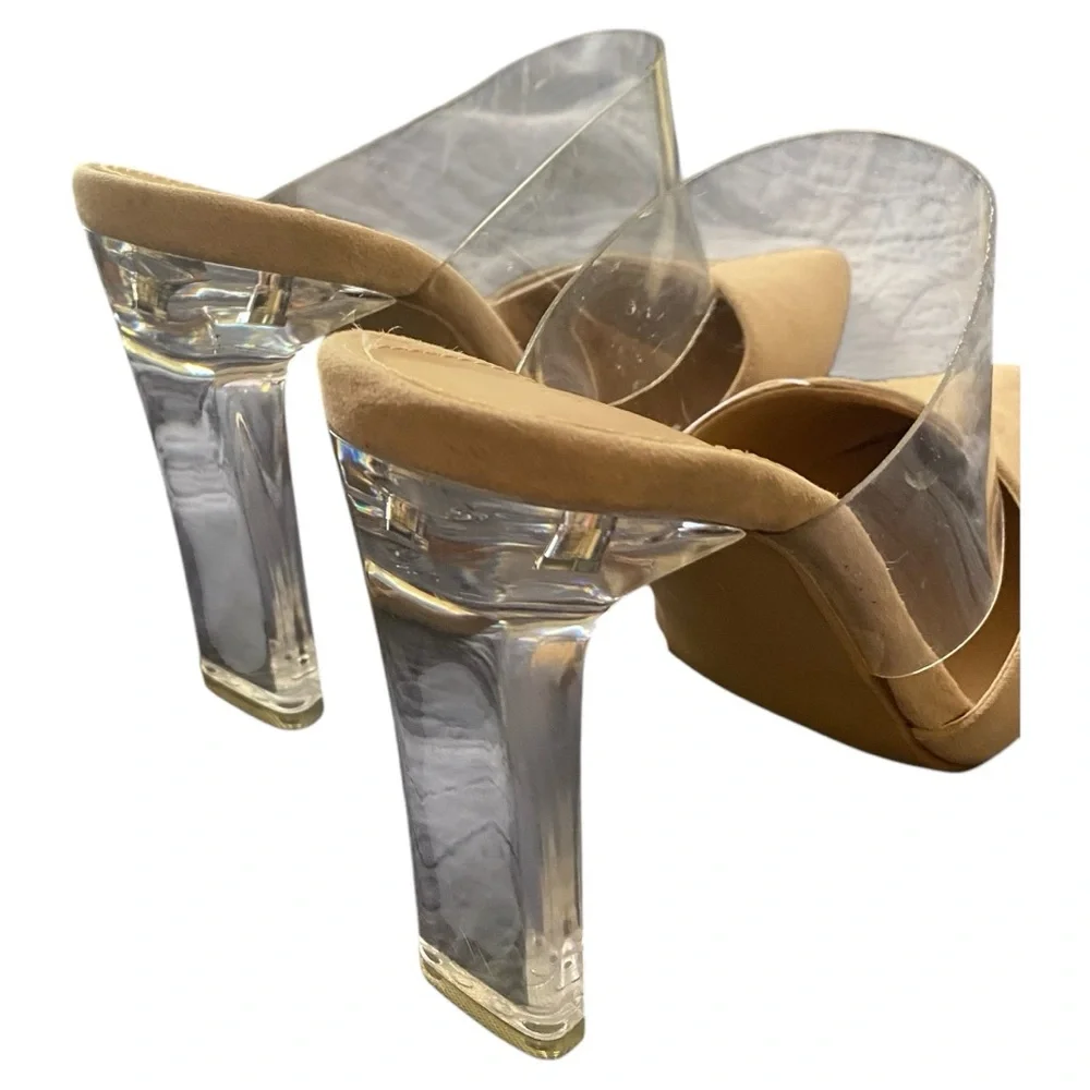 Shoe Dazzle Cream Mules with Pointed Toe and Sculptural Clear Heel Sz 8 - Picture 4 of 8