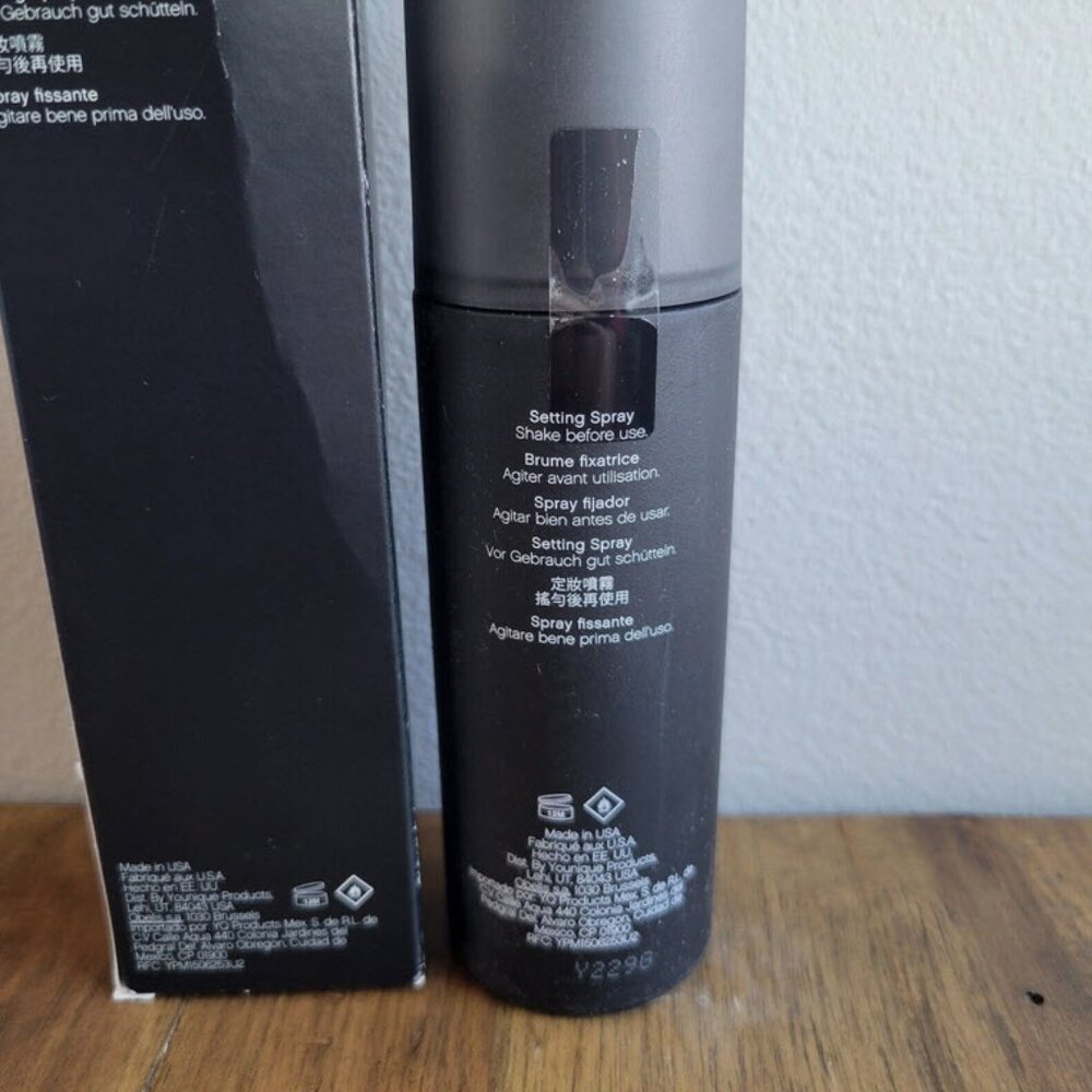 NIB Younique Touch Behold Setting Spray 4oz. - Picture 2 of 5