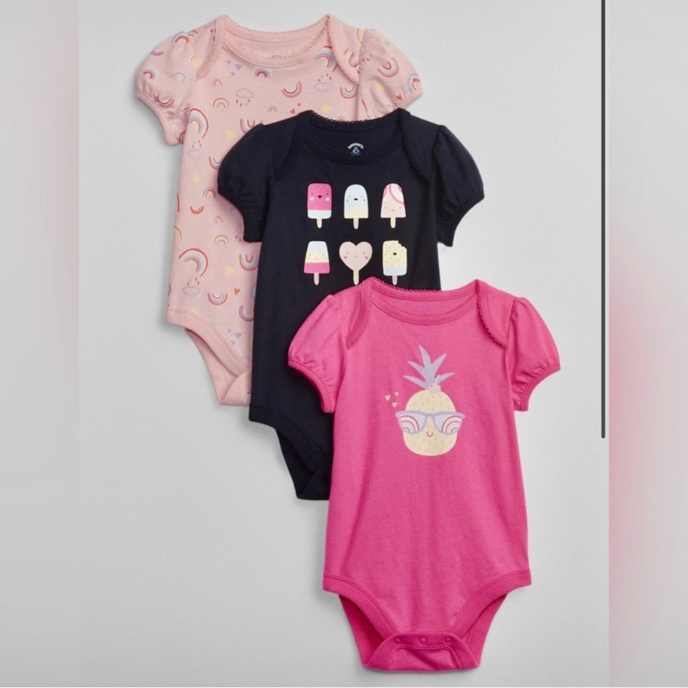 Gap baby girl 0-3 months romper