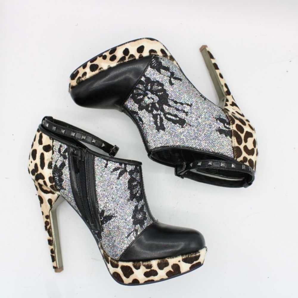 NEW NWT Rachel Roy Black Kadirah Platform Ankle Strap Boots/Booties Size: US 6