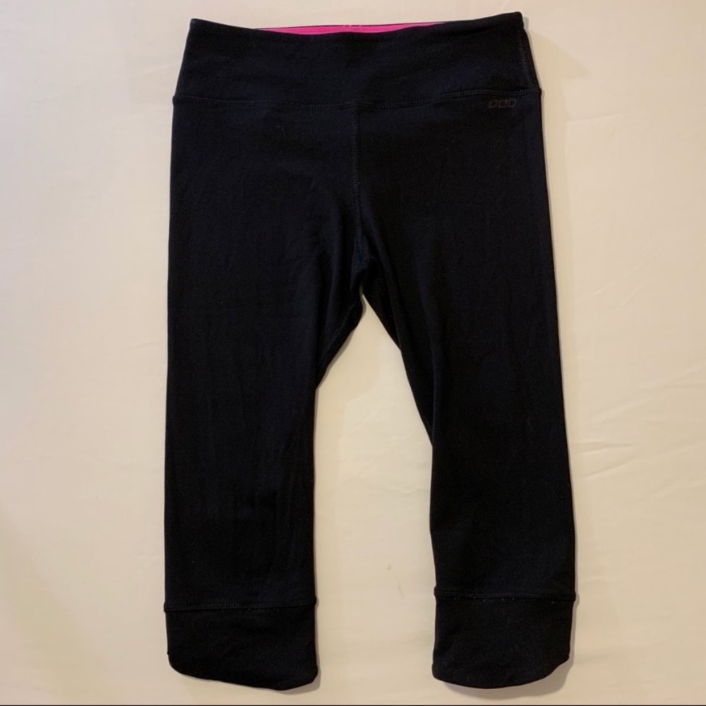 Lorna Jane Cropped Leggings