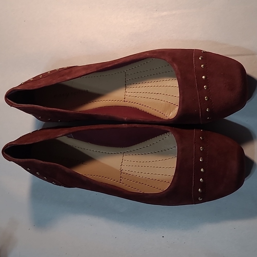Women's Easy Spirit Leather Flats