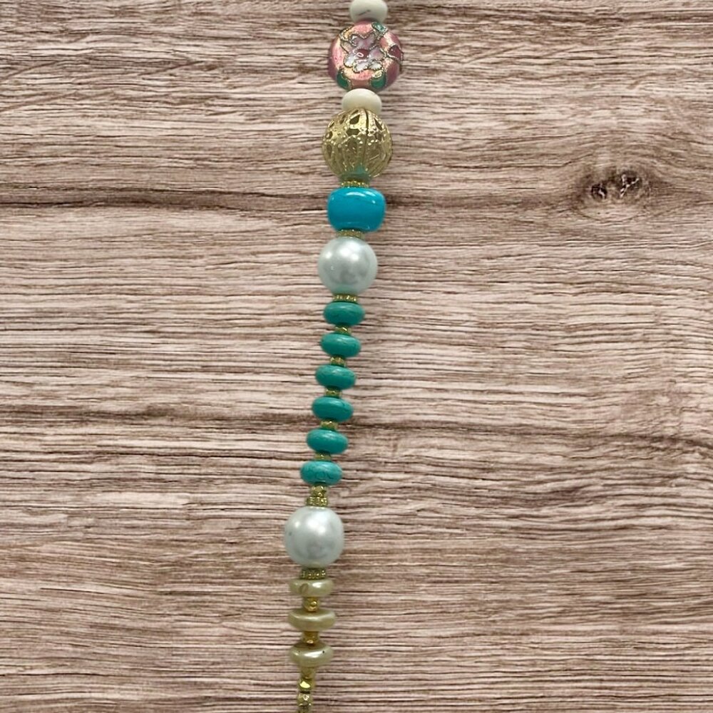 Spring Handmade Beaded Turquoise Dyed Howlite Bracelet - Picture 7 of 9