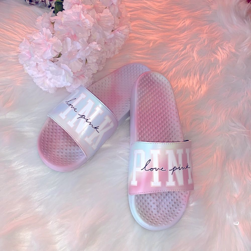 Victoria’s Secret  PINK
SEAMLESS SLIDE