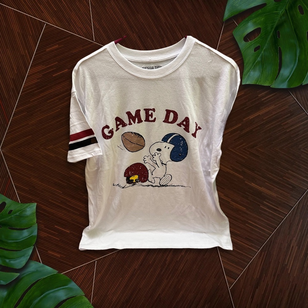 Peanuts White and Red Game Day Tee