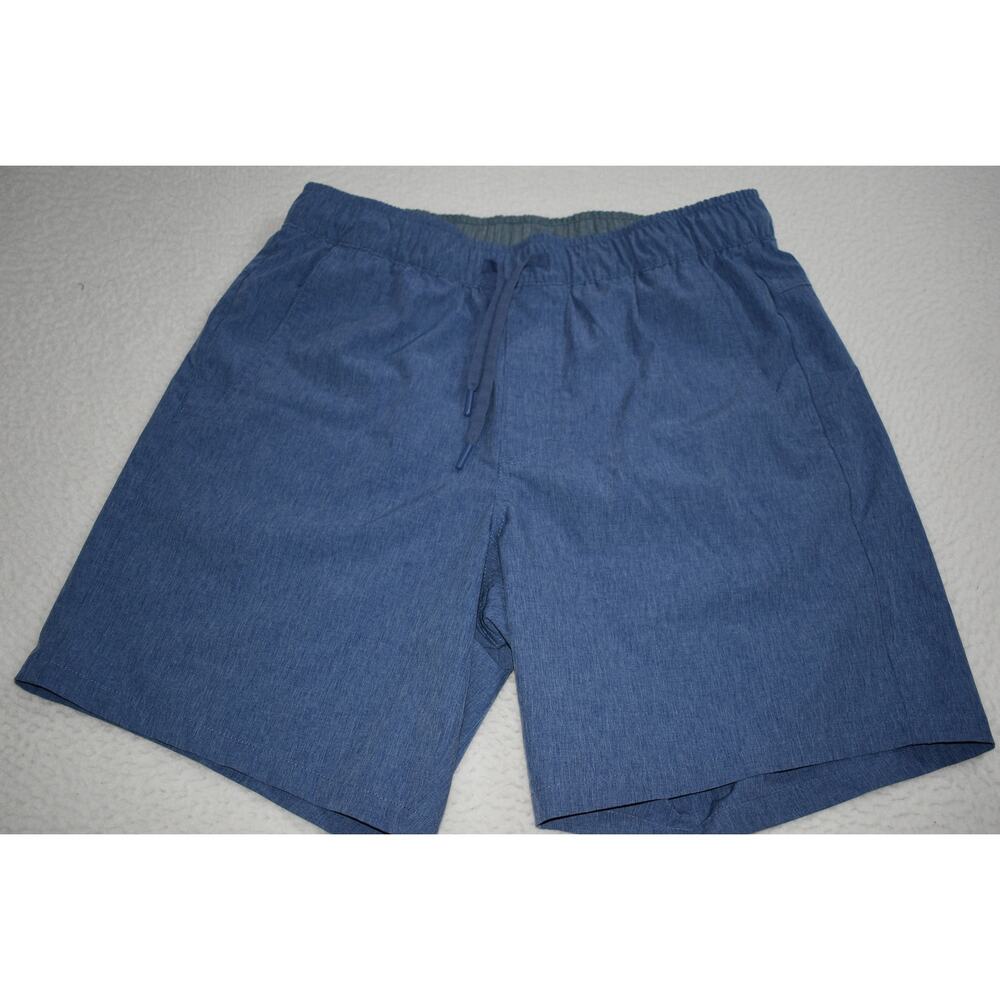 Eddie Bauer Gym Shorts Camping Hiking Mens Size Medium Wicking Performance Blue