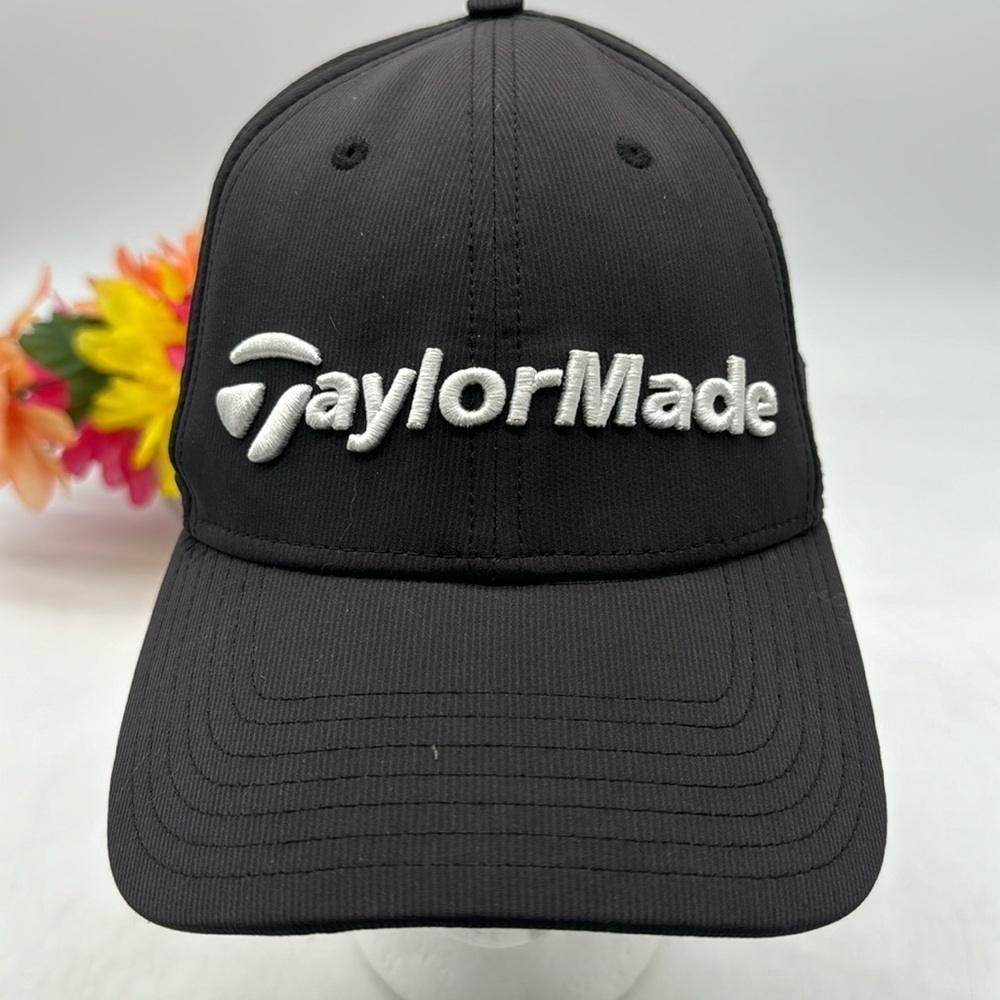 TaylorMade Black White Baseball Hat Adjustable HT5602D