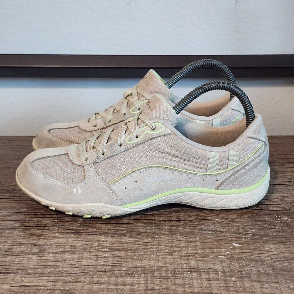Ske Just Relax Women's Athletic Shoes Size 7.5 Beige