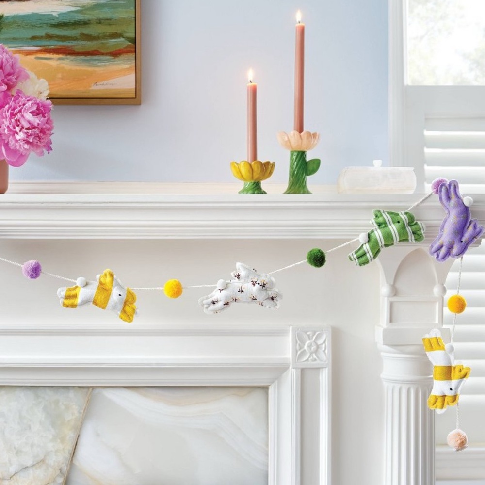 Easter Bunny Garland Threshold