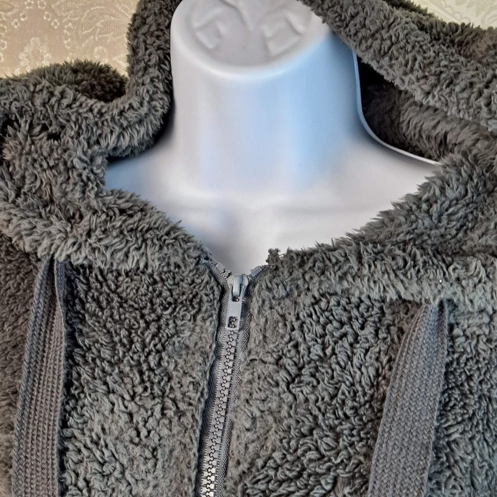 Gray Teddy Bear Hoodie Size Large 1/4 Zip Side Pockets Fuzzy Drawstring Hood EUC - Picture 3 of 11