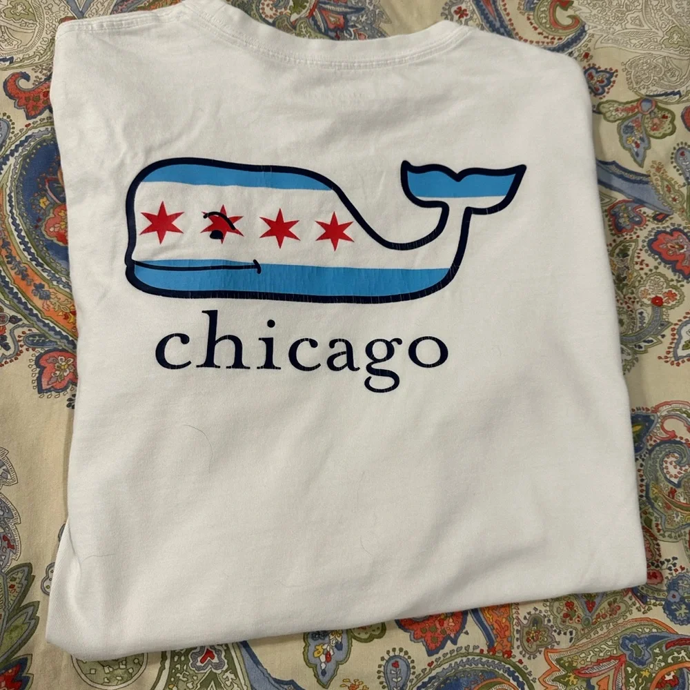 Vineyard Vines Chicago Blue Logo T-Shirt Large 16 Kids - Picture 2 of 4