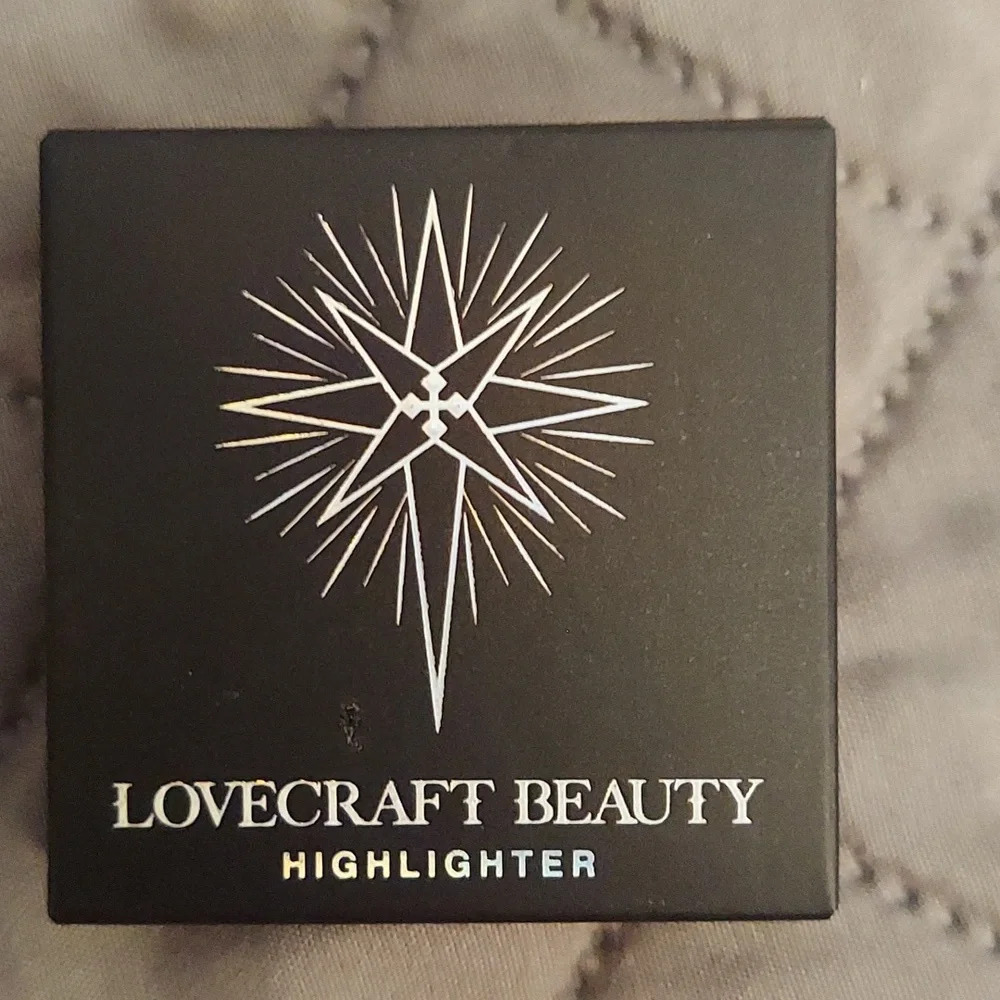 Lovecraft Beauty Highlighter