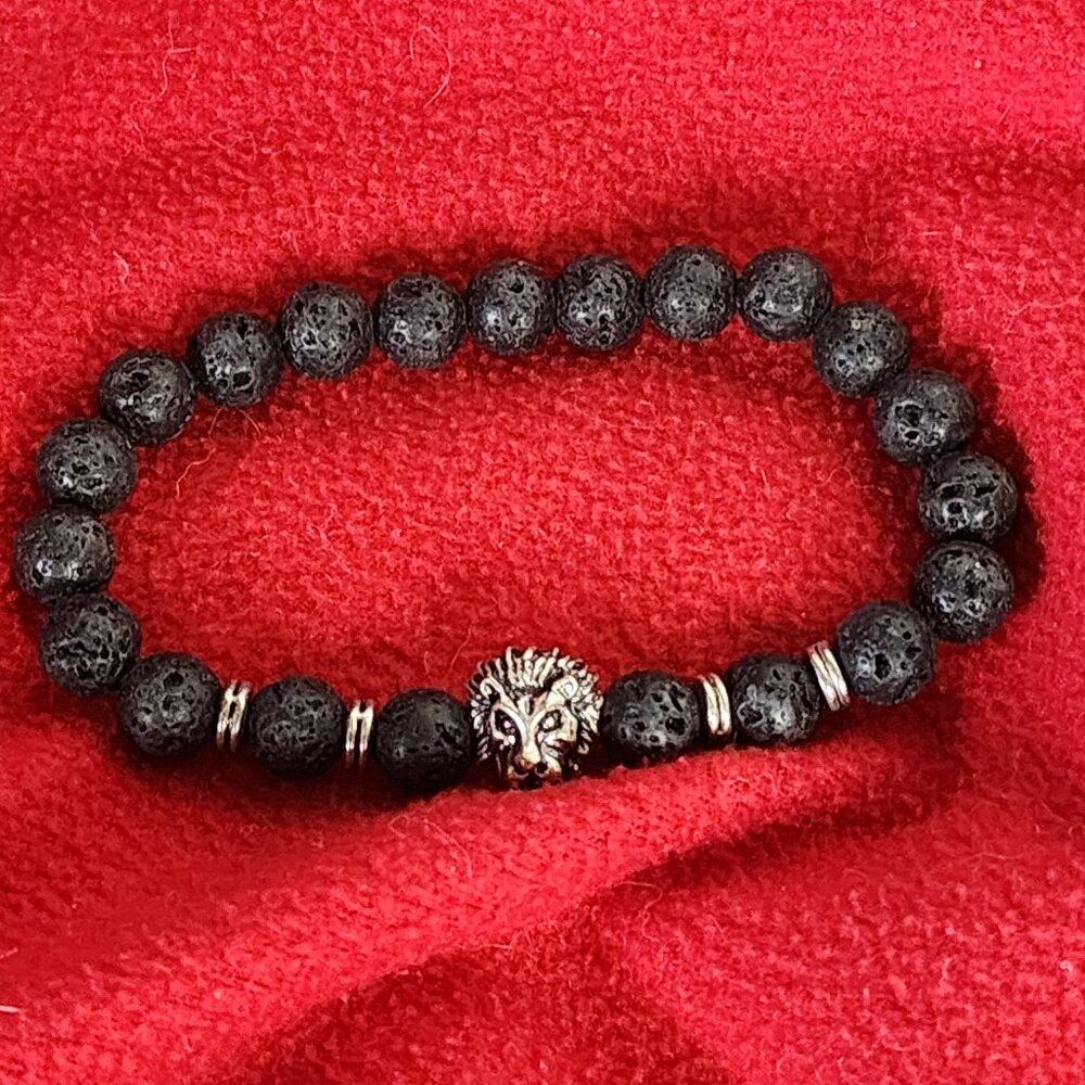 Leo Silver Plated Lion Head and Black Lava Stone Beaded Stretch Bracelet OSFM