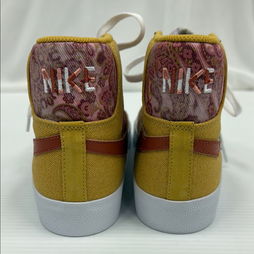 Nike High-Top Sneakers in Mustard and Lavender - Picture 7 of 9