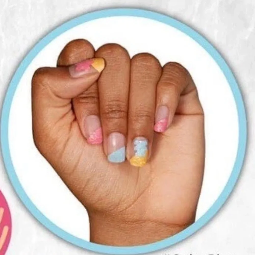 *Exclusive* Color Street: Mellow Yellow | Pale Pastel Curved French Tips Spring - Picture 10 of 12