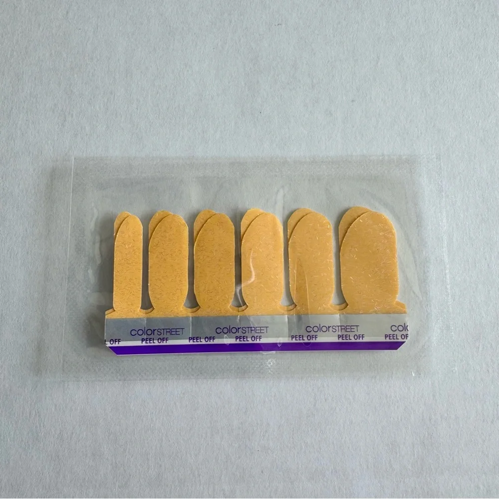 *Exclusive* Color Street: Mellow Yellow | Pale Pastel Curved French Tips Spring - Picture 5 of 12