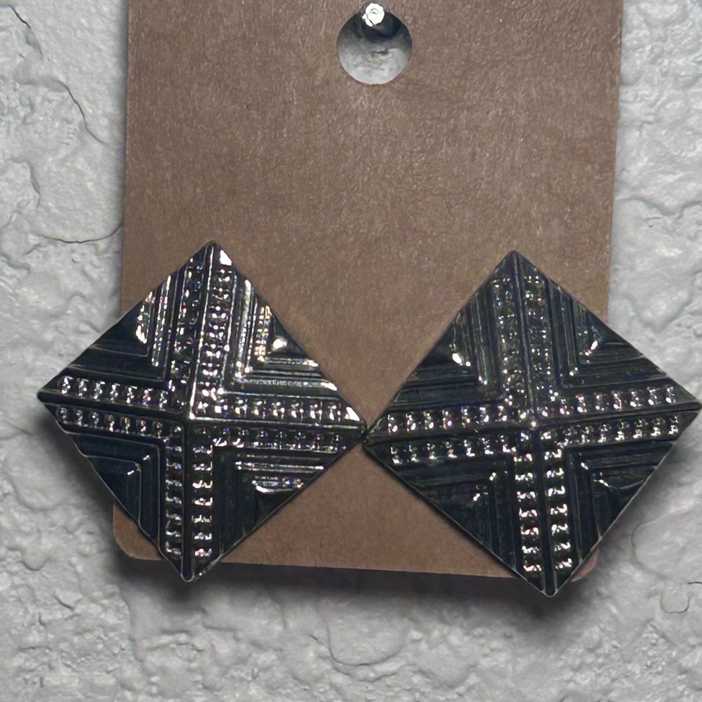 Chic Silver Geometric Earrings