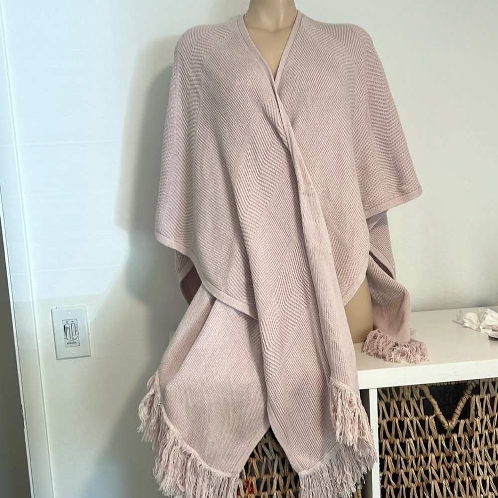 Roller Rabbit Shawl