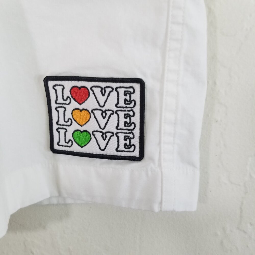 Coach LOVE Pull-On Shorts 100% Cotton White Size XXL - Picture 3 of 6