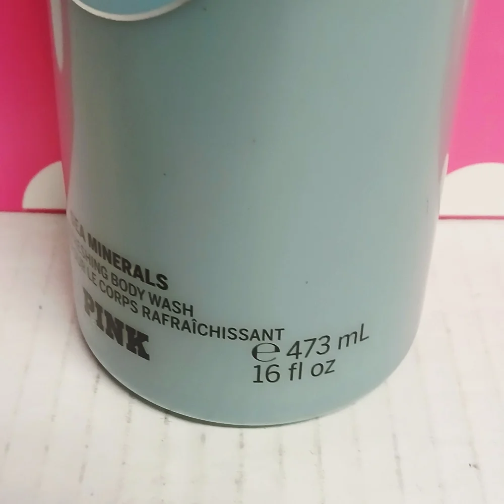 Victoria's Secret PINK Water Wash Body Wash - Picture 4 of 5