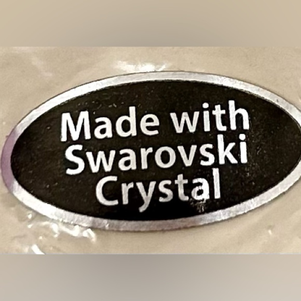 Swarwoski Crystal Bracelet with clasp H16 - Picture 4 of 4