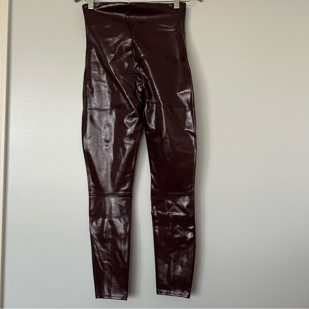 Spanx faux patent leather leggings M NWT - Picture 5 of 7