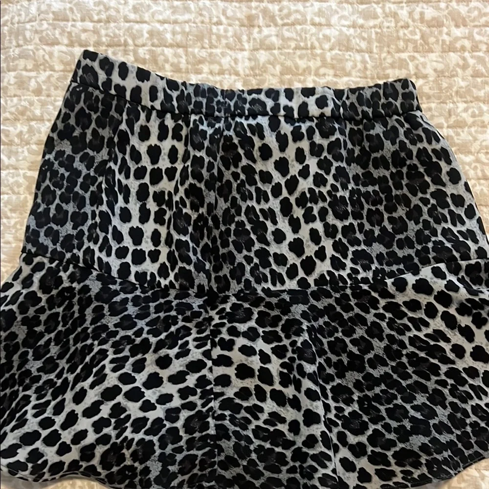 Leopard Print Women's Skirt - Picture 3 of 6