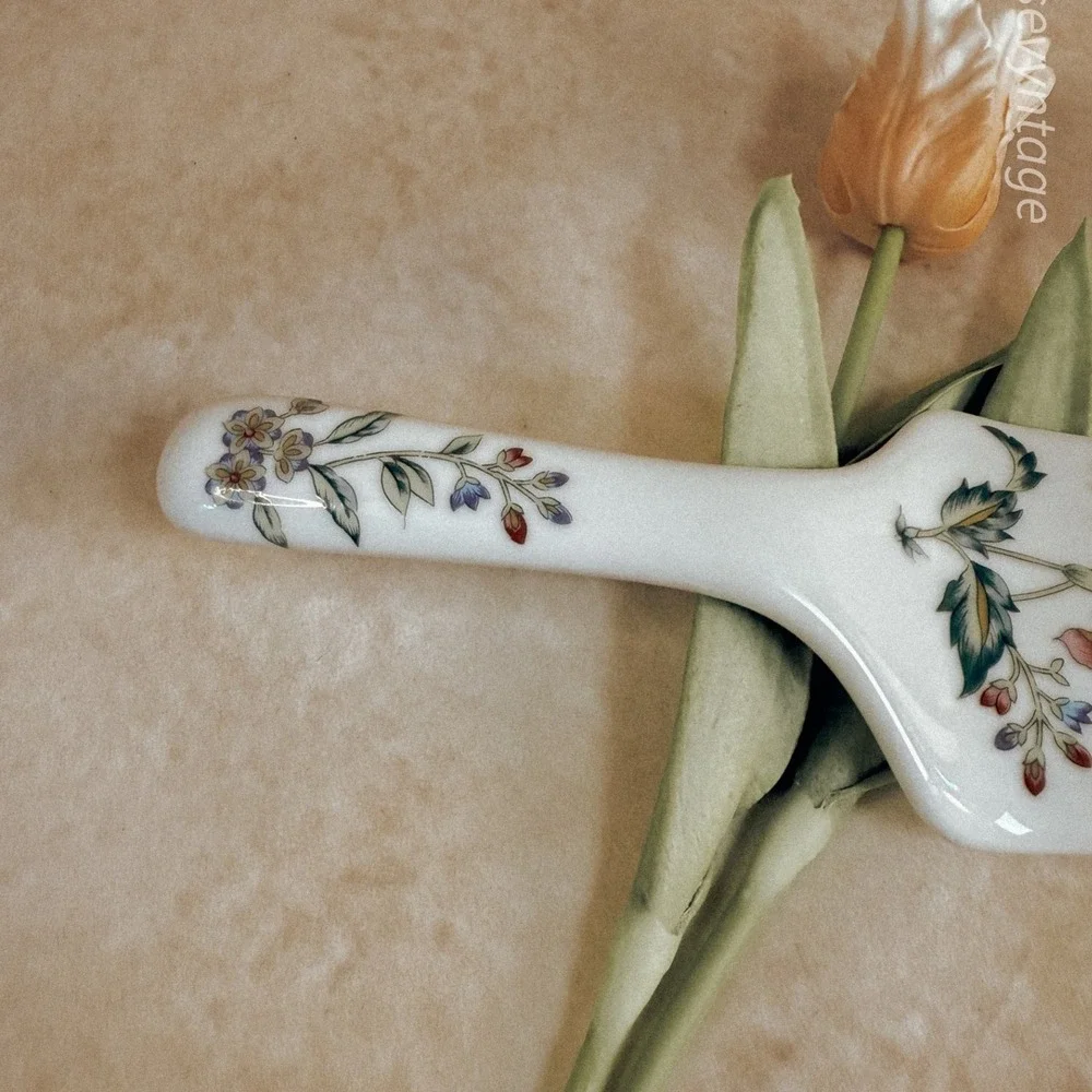 Floral Hand Painted Porcelain Cake Server Andrea by Sadek - Picture 3 of 4