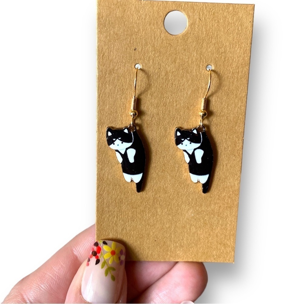 Black and White Cat Dangle Earrings - Picture 2 of 2