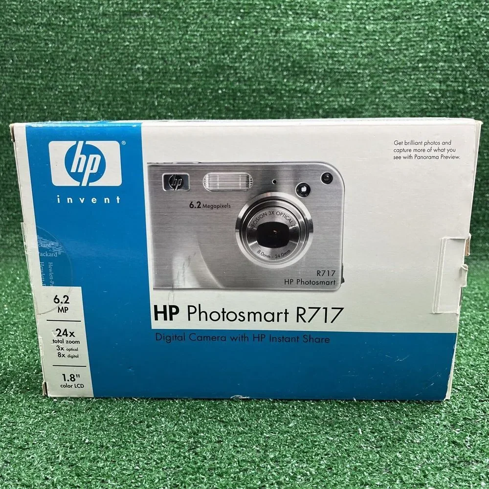 HP PhotoSmart R707 5.1MP Digital Camera With HP Instant Share For Parts - Picture 2 of 16